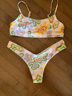 Blackbough Retro Floral Print Bikini Set